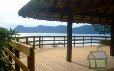 Venda de casas em frente ao mar na Praia da Solidão, sul de Florianópolis, SC