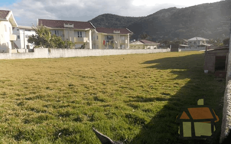 Venda de terrenos em frente ao mar no sula da ilha em Florianópolis