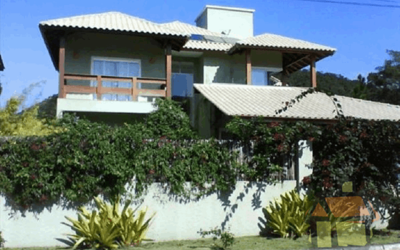 Venda de casas em condomínio fechado no Rio Tavares em Florianópolis
