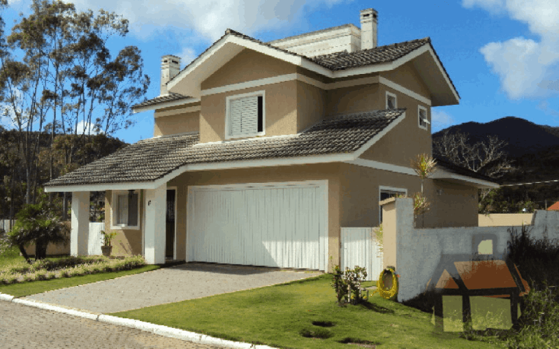 Casa em condomínio fechado em Florianópolis