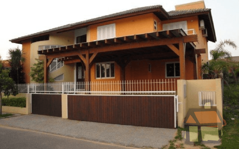 Venda de casas em condomínio fechado no Rio Tavares em Florianópolis, SC