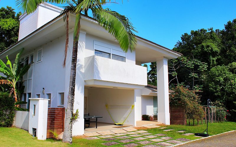 Vendo casa em condominio fechado em florianopolis