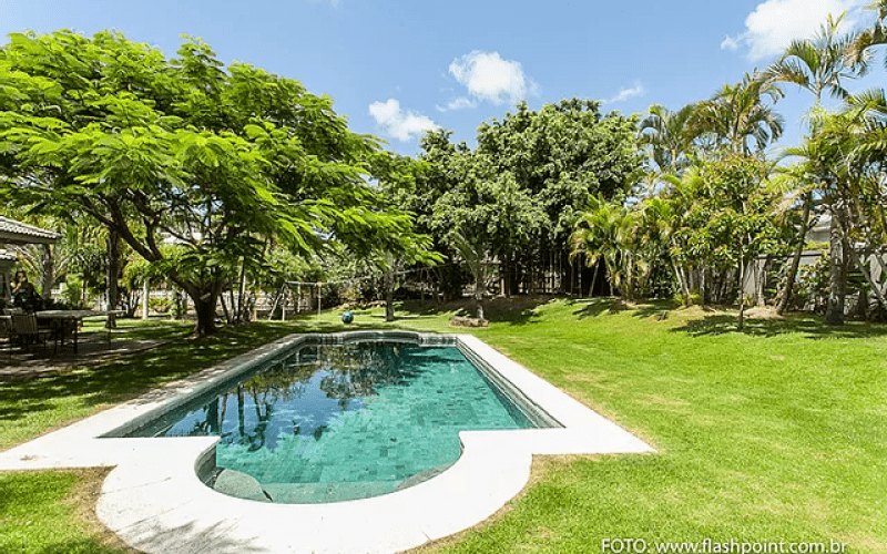 Vendo casa de luxo em condomio fechado em florianoolis